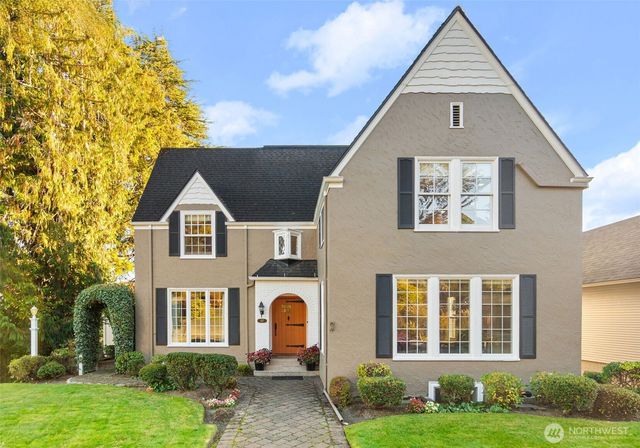 317 W 10th Street, Aberdeen, WA 98520