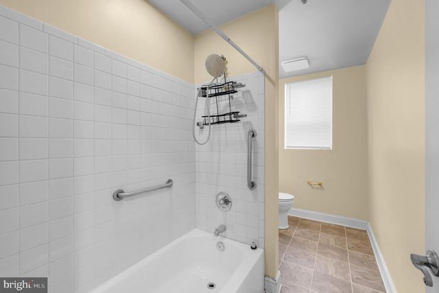 2210 N CHARLES ST, Baltimore, MD 21218