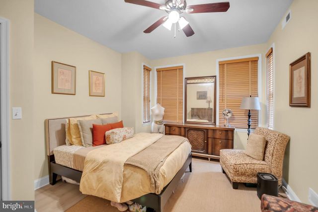 2210 N CHARLES ST, Baltimore, MD 21218