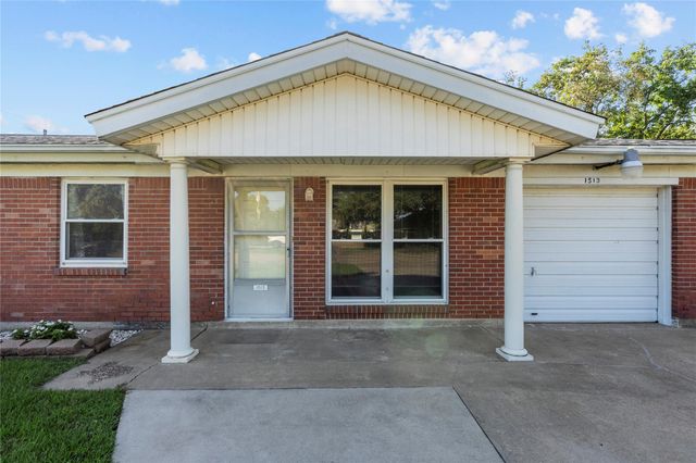 1513 21st Street N, Texas City, TX 77590