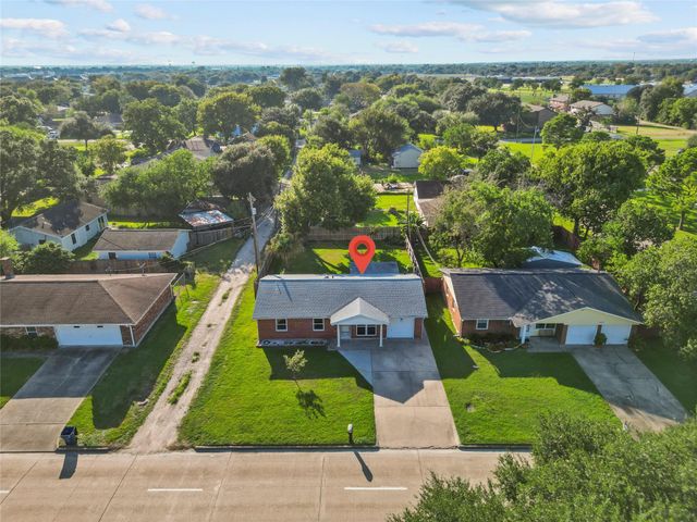 1513 21st Street N, Texas City, TX 77590