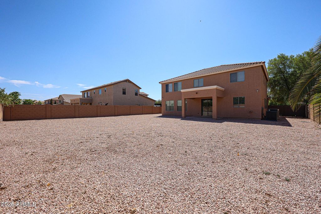18429 N STONEGATE Road, Maricopa, AZ 85138 — photo 5