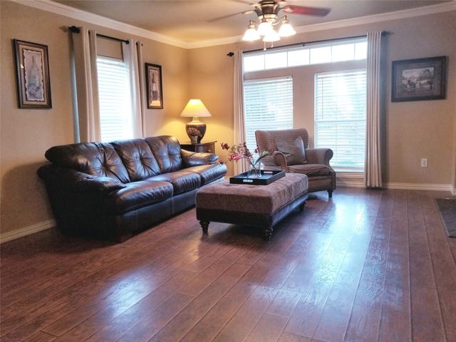 1128 Airline Drive, Grapevine, TX 76051