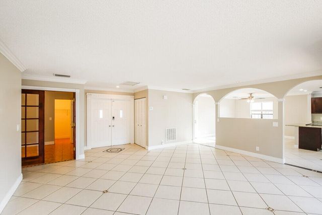 11235 NW 43rd Place, Coral Springs, FL 33065