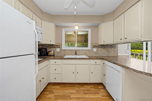 14743 Newburgh Road, Livonia, MI 48154