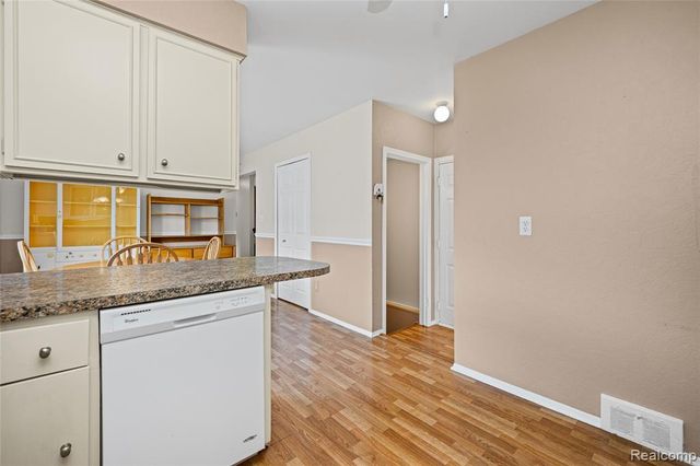 14743 Newburgh Road, Livonia, MI 48154