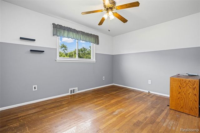 14743 Newburgh Road, Livonia, MI 48154
