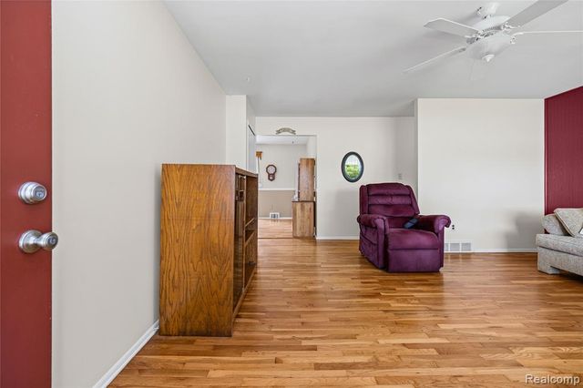 14743 Newburgh Road, Livonia, MI 48154