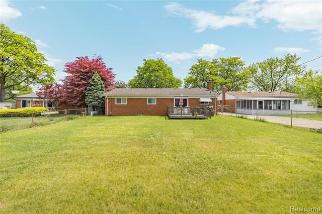 14743 Newburgh Road, Livonia, MI 48154