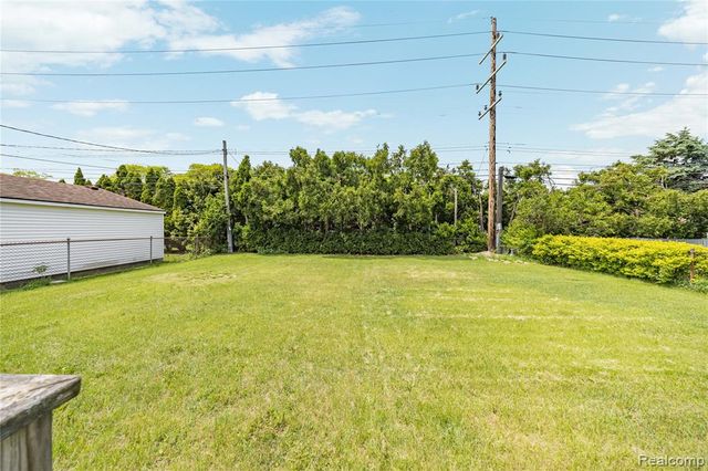 14743 Newburgh Road, Livonia, MI 48154