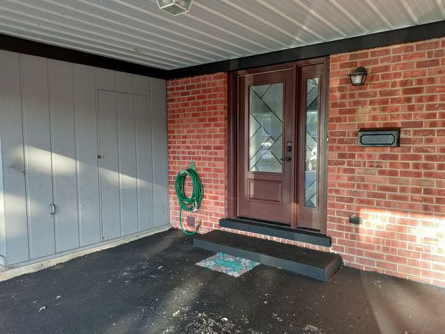 19 Cour Saint Tropez Court 19, Palos Hills, IL 60465