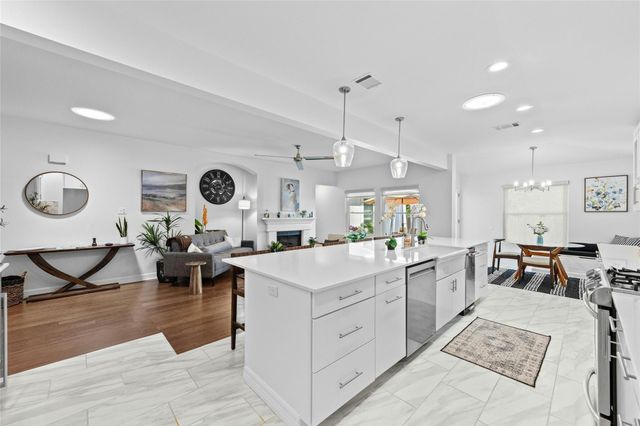 9205 Walsall CV, Austin, TX 78749
