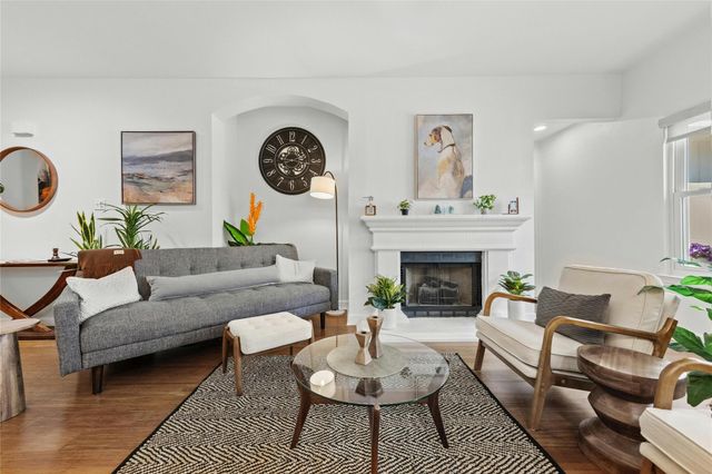 9205 Walsall CV, Austin, TX 78749