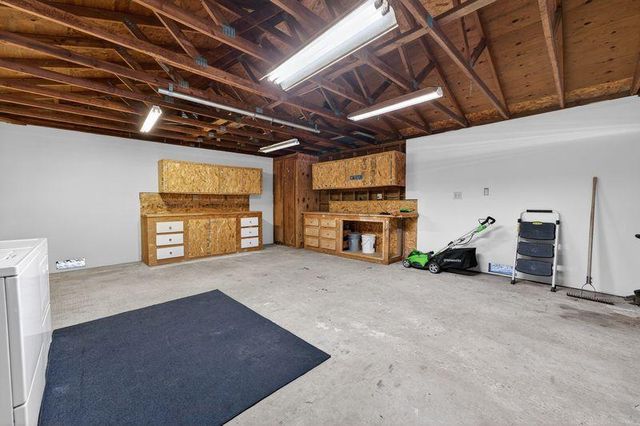 105 Yosemite St, Roseville, CA 95678