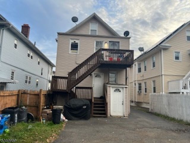 455 W End Ave, Elizabeth City, NJ 07202