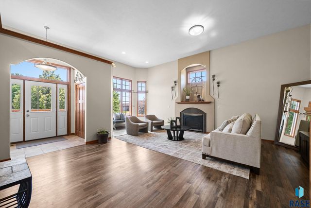 7808 W Leah St Street, Sioux Falls, SD 57106