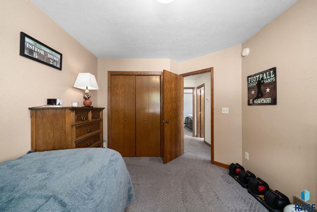 7808 W Leah St Street, Sioux Falls, SD 57106