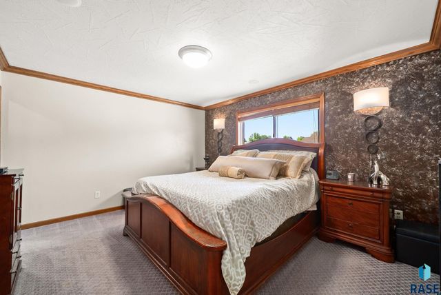 7808 W Leah St Street, Sioux Falls, SD 57106