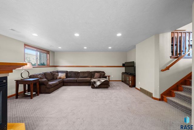 7808 W Leah St Street, Sioux Falls, SD 57106