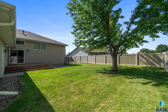 7808 W Leah St Street, Sioux Falls, SD 57106