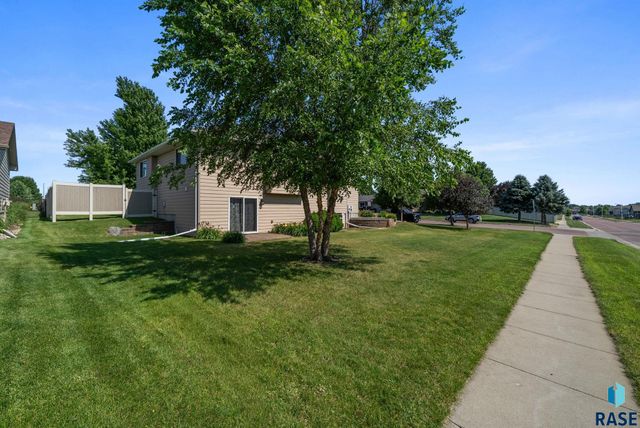 7808 W Leah St Street, Sioux Falls, SD 57106