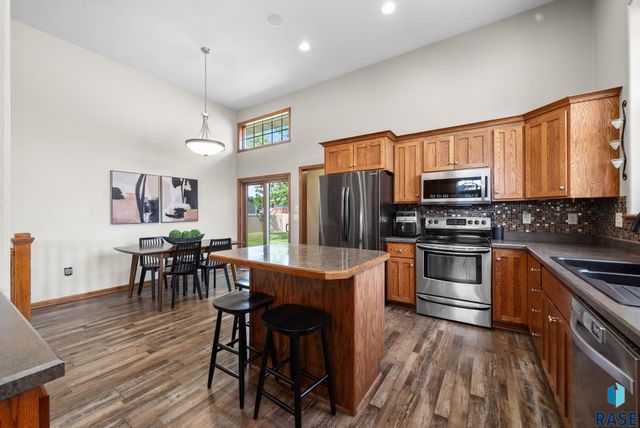 7808 W Leah St Street, Sioux Falls, SD 57106