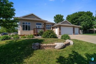 W Leah St Street, Sioux Falls, SD 57106