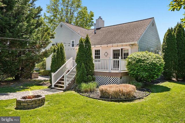 247 WINCHESTER DR, Horsham, PA 19044