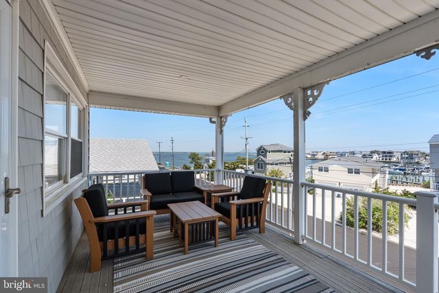 326 S 2ND ST, Surf City, NJ 08008