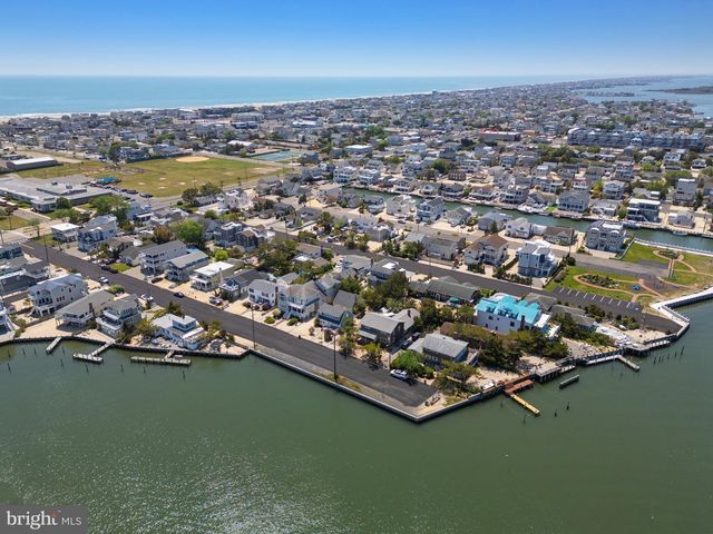326 S 2ND ST, Surf City, NJ 08008