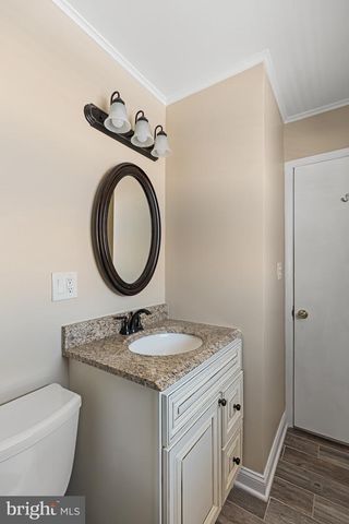 326 S 2ND ST, Surf City, NJ 08008