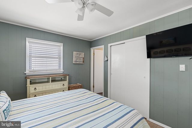 326 S 2ND ST, Surf City, NJ 08008