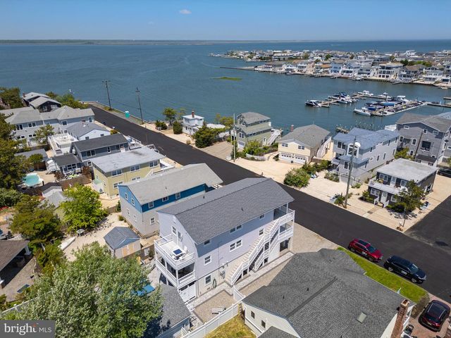 326 S 2ND ST, Surf City, NJ 08008