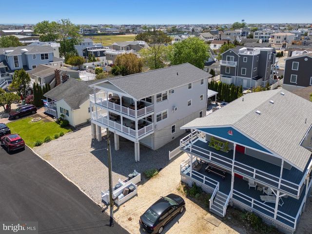 326 S 2ND ST, Surf City, NJ 08008