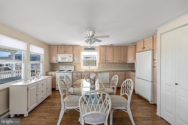 326 S 2ND ST, Surf City, NJ 08008