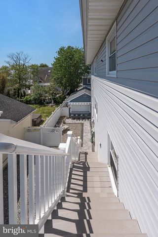 326 S 2ND ST, Surf City, NJ 08008