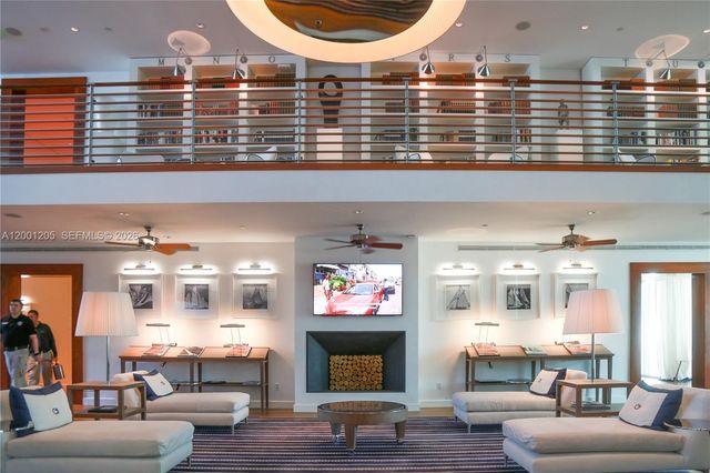 2627 S Bayshore Dr 906, Miami, FL 33133