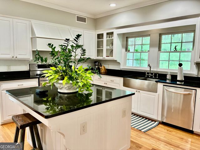 5 Kensington Road SW, Rome, GA 30165