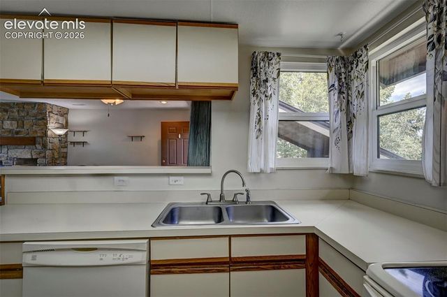 1016 Moorings Drive, Colorado Springs, CO 80906