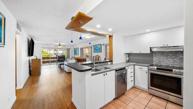 1700 SE 15th St 302, Fort Lauderdale, FL 33316