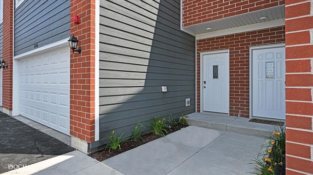 1247 Gillespie Lane, Yorkville, IL 60560