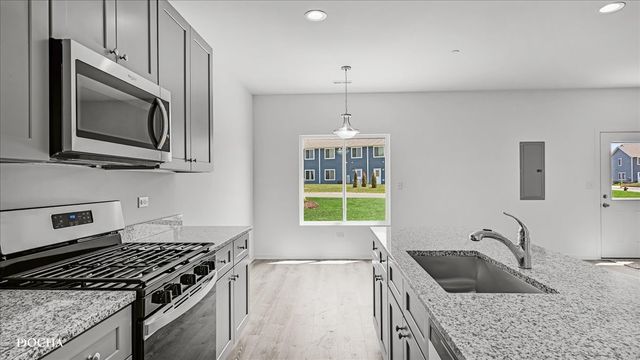 1247 Gillespie Lane, Yorkville, IL 60560