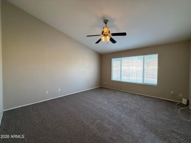 7039 S 19TH Street, Phoenix, AZ 85042