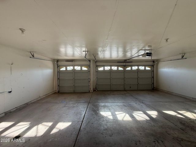 7039 S 19TH Street, Phoenix, AZ 85042
