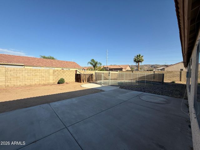7039 S 19TH Street, Phoenix, AZ 85042