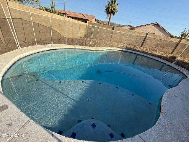 7039 S 19TH Street, Phoenix, AZ 85042