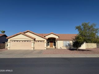 7039 S 19TH Street, Phoenix, AZ 85042