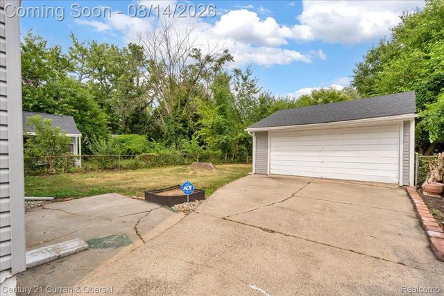 17424 Salem Street, Detroit, MI 48219