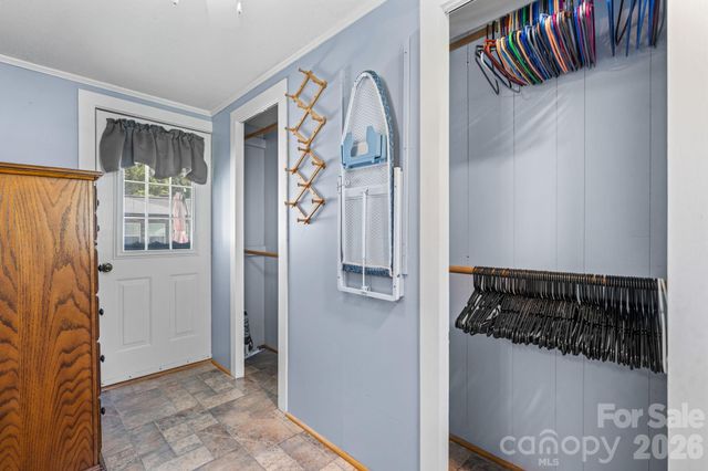 2008 Walt Arney Road, Lenoir, NC 28645
