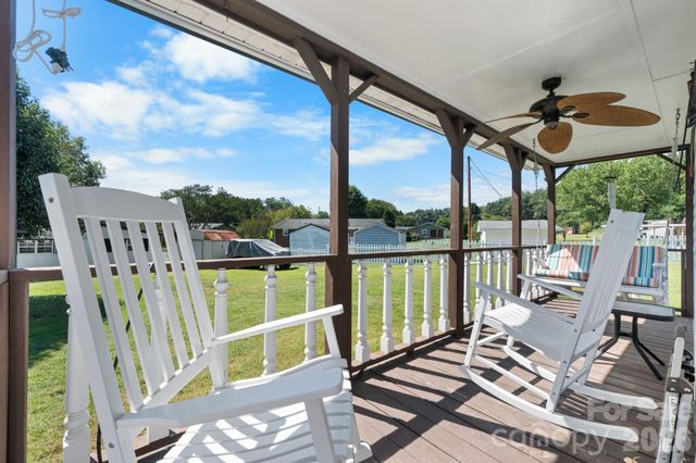 2008 Walt Arney Road, Lenoir, NC 28645